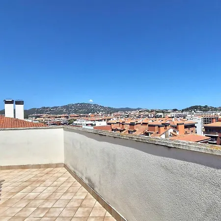 Sol Go2lloret يوريت دي مار